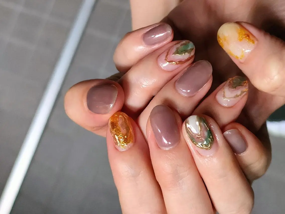 ネイル アートネイル oir. nailsalonのネイルデザイン