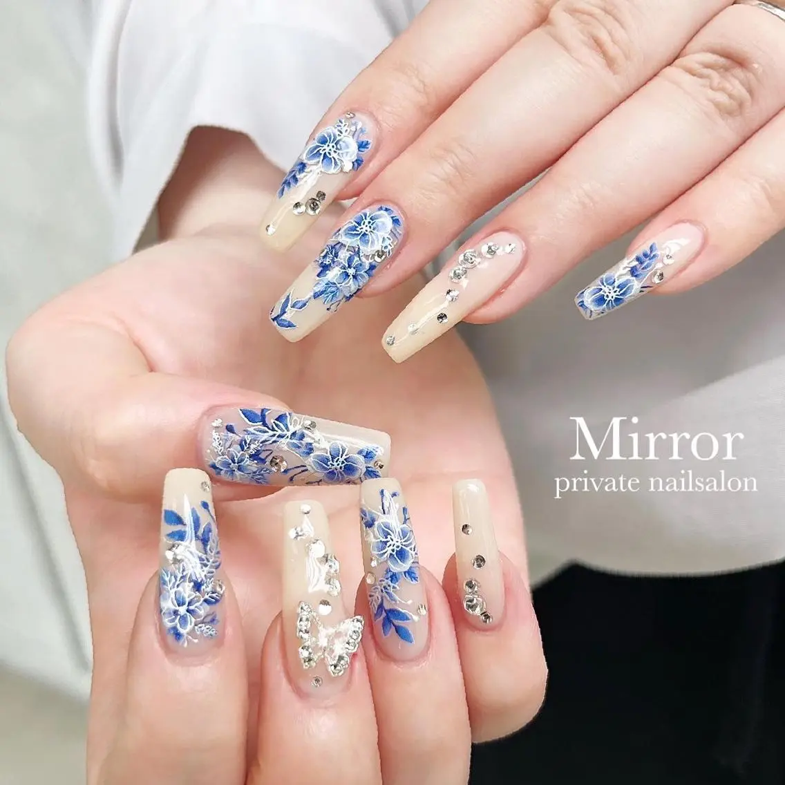ネイル ハンドネイル nailsalon Mirrorのネイルデザイン