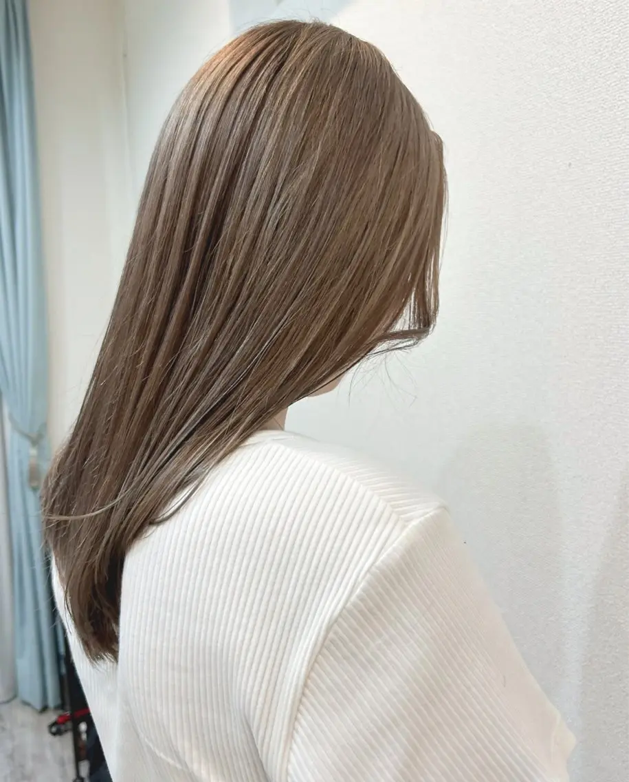 ロング ヘアカラー 🦖manami 🦖のヘアスタイル