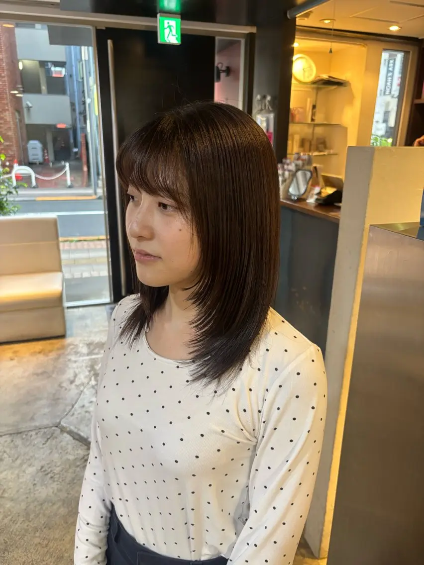 ミディアム SEEK八王子 AINAのヘアスタイル