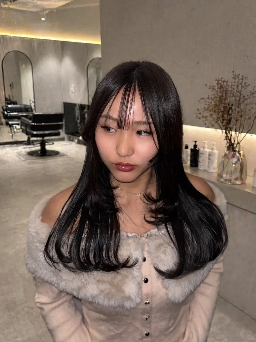 【🖤艶髪カラー＋トリートメント🖤】ワンカラー＋トリートメントケア🧴✨の写真