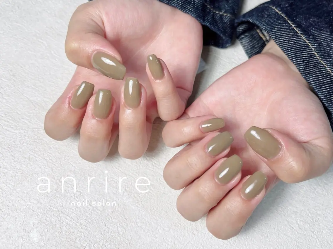ネイル ジェルネイル グリーン ワンカラーネイル パラジェル シンプルネイル ハンドネイル nailsalon anrireのネイルデザイン