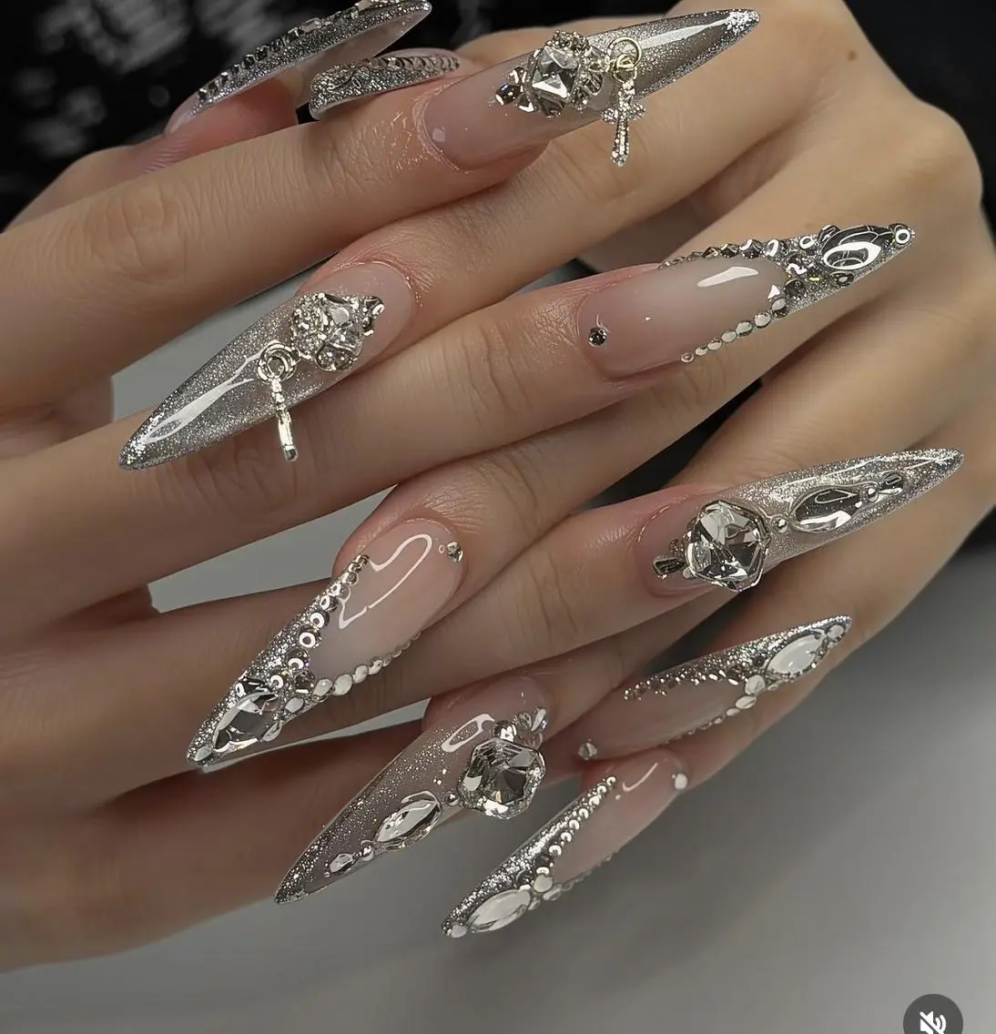 ネイル オーロラネイル チークネイル フットネイル ジェルネイル 韓国ネイル ハンドネイル H.baby Nail Salonのネイルデザイン