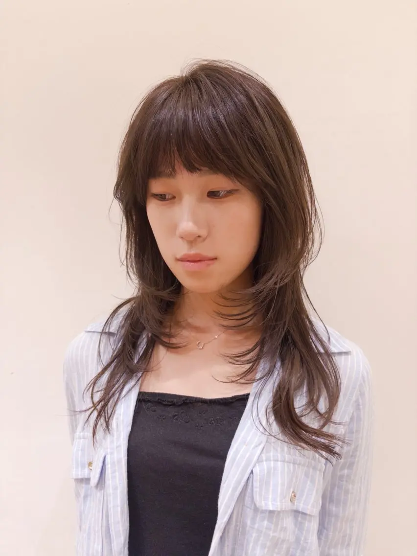 セミロング アオキ サキ💫のヘアスタイル