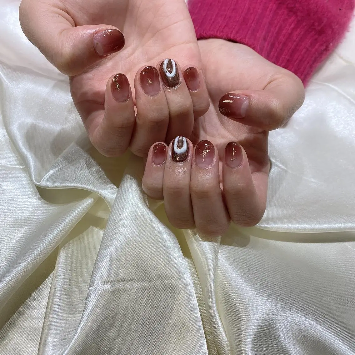 ネイル ハンドネイル 西岡 杏のネイルデザイン