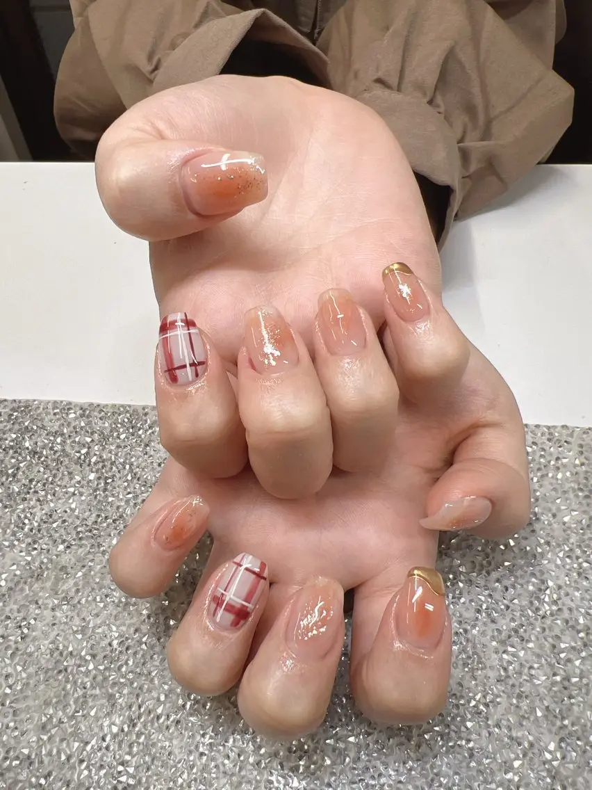 ネイル ガレンドウ 白澤 愛子のネイルデザイン