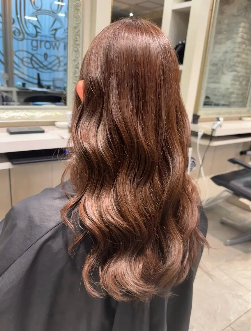 ロング 平野 世菜のヘアスタイル