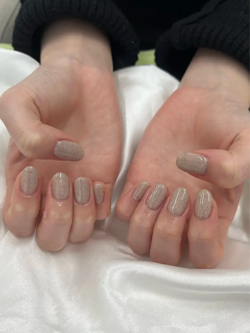 ネイル ハンドネイル Bianca🩶 SHIONOのネイルデザイン