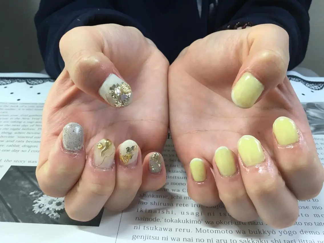 ネイル 持ち込み ニュアンスネイル 奥園 良恵のネイルデザイン