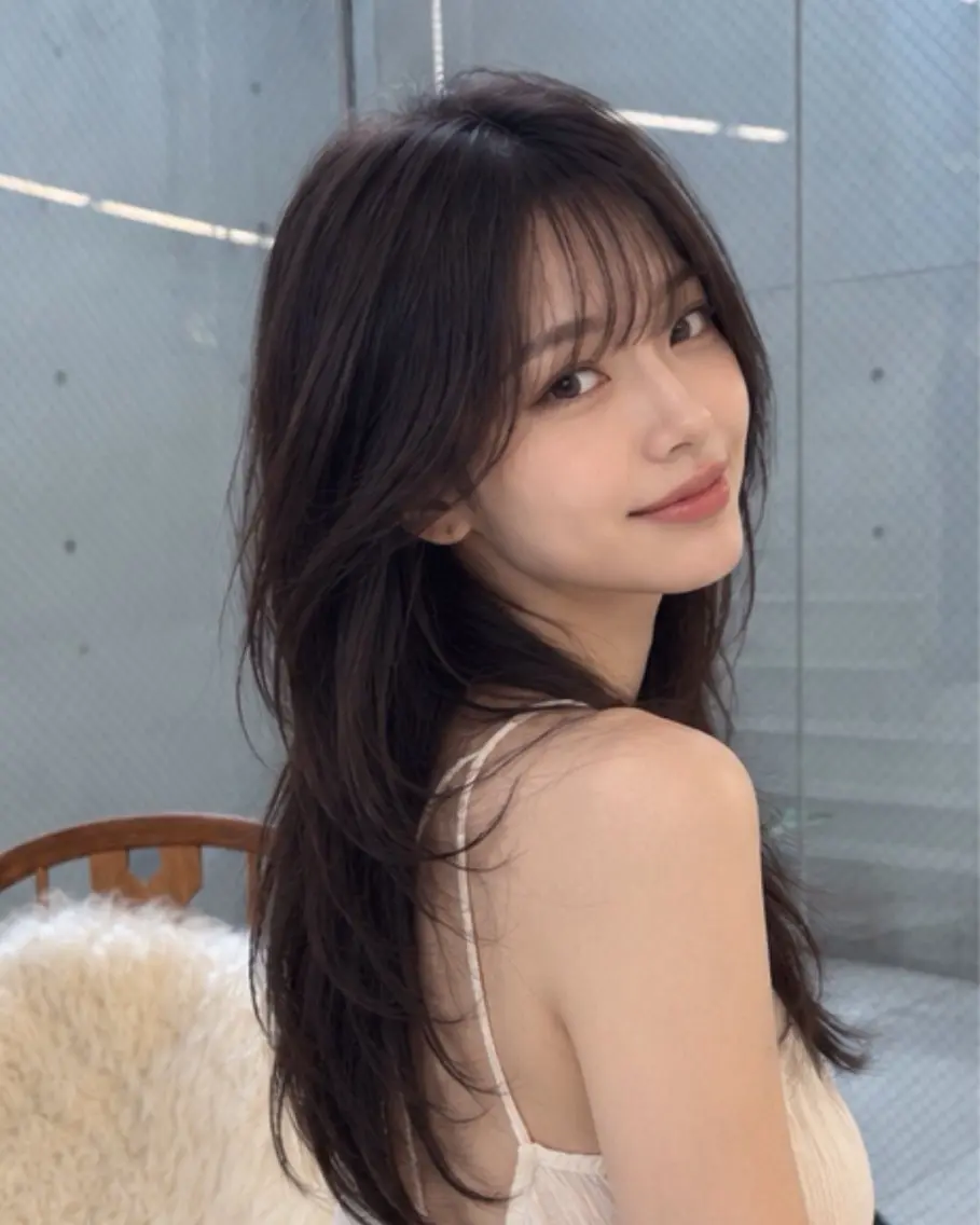 ミディアム ハッシュカット 韓国風ヘア レイヤーカット トリートメント カット pia 薬院のヘアスタイル