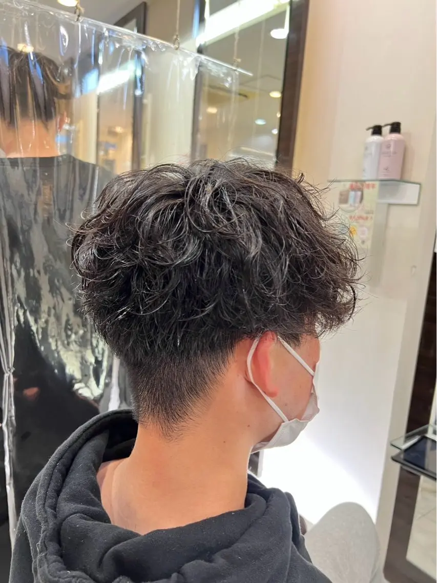 パーマ メンズ 大宮縮毛矯正🩵 レイヤー 佐藤和のヘアスタイル