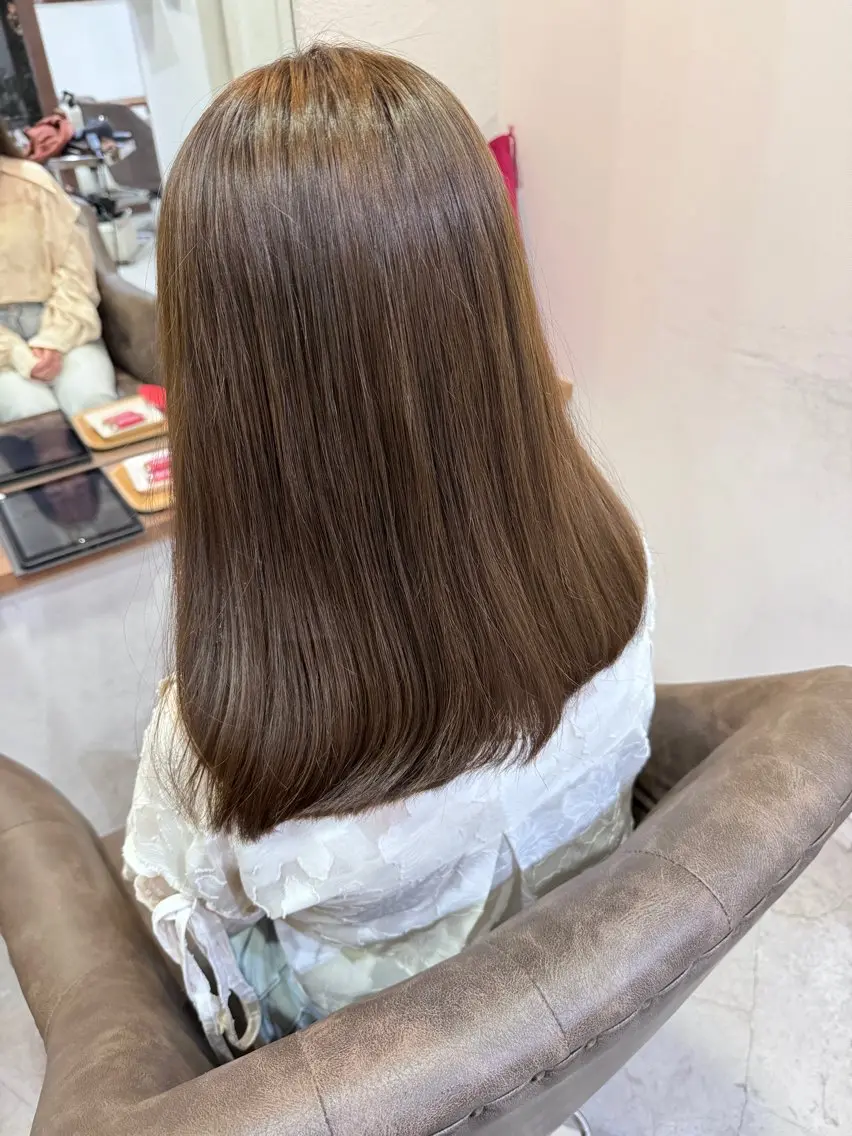 セミロング 神谷 亜結美のヘアスタイル