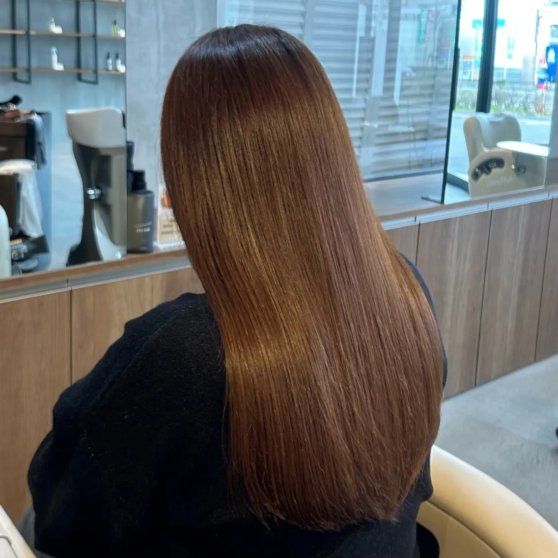 セミロング トリートメント カット ヘアカラー トリートメント 飯田 智也のヘアスタイル