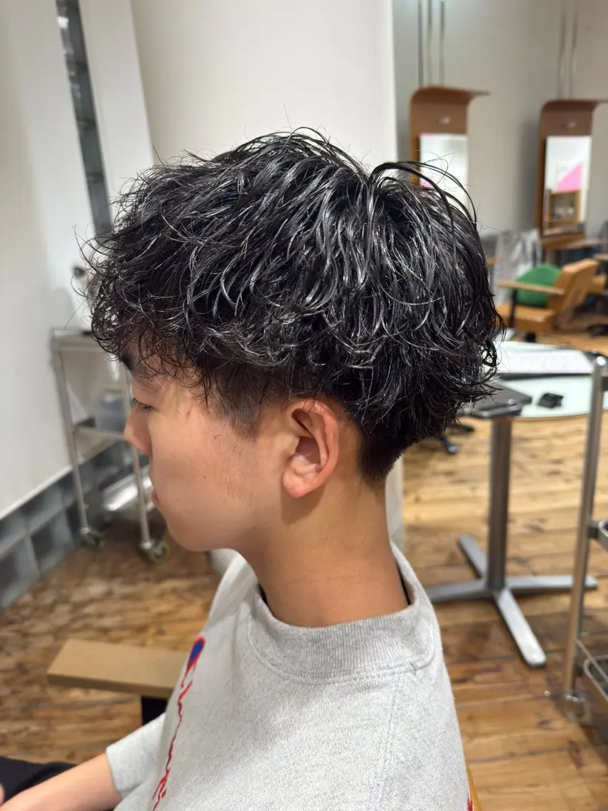 パーマ メンズ 波巻きパーマ カット パーマ えいじ｜ メンズ特化✂️のヘアスタイル