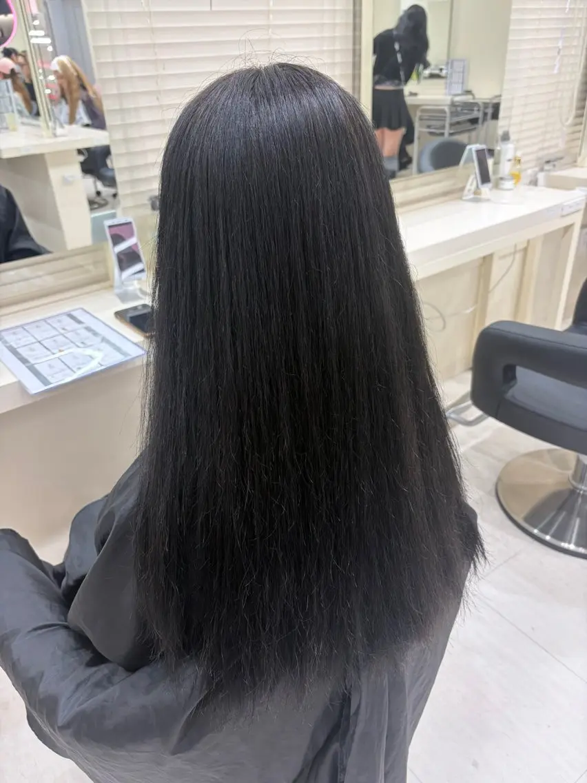 ロング カラー ヘアカラー 野口 楓華のヘアスタイル