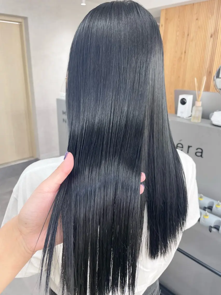 セミロング 蓮 華のヘアスタイル