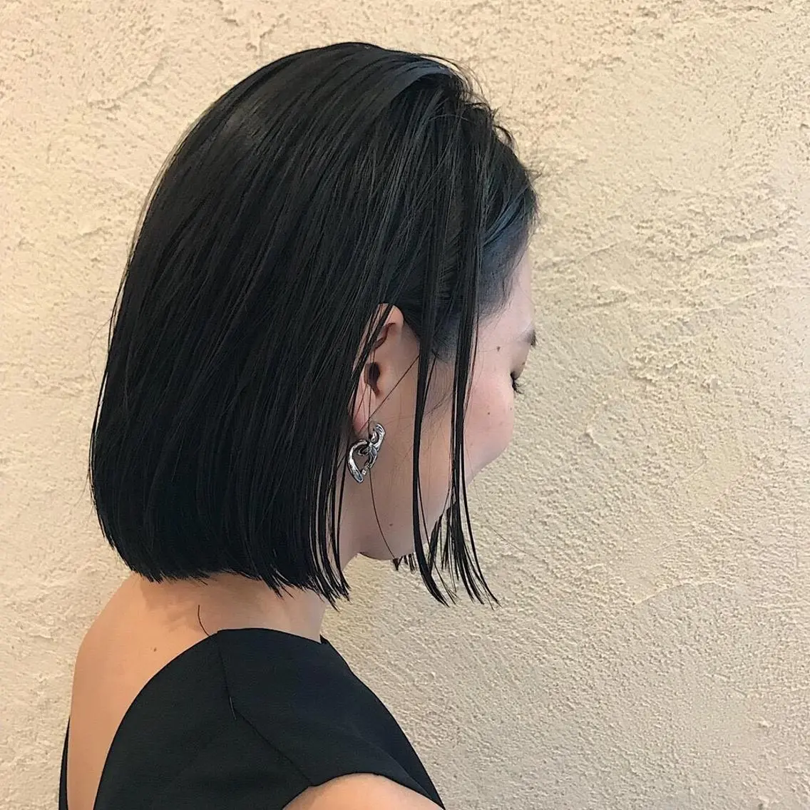 ロング シールエクステ/ ハイトーンカラーのヘアスタイル