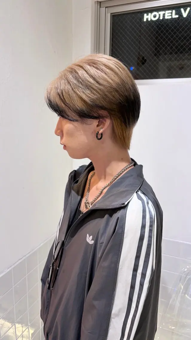 ショート カラー メンズ デザインカラー ダブルカラー ヘアカラー レイン🌏🍀 透明感/ハイトーンのヘアスタイル