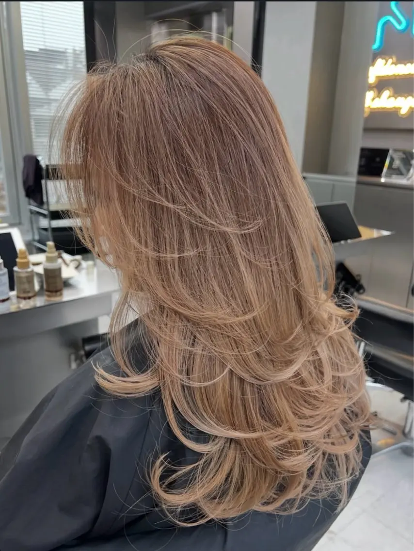 ロング レイヤーカット トリートメント ヘアカラー Kotomi 🇺🇸💋のヘアスタイル