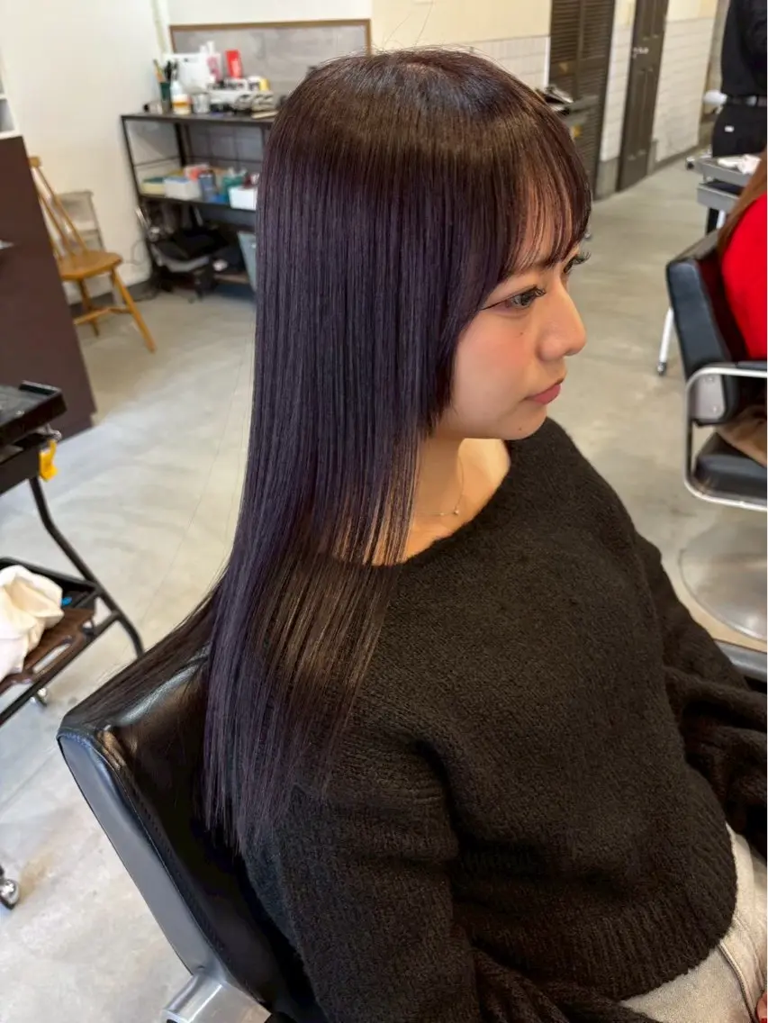 ロング カラー LUCK ユナのヘアスタイル