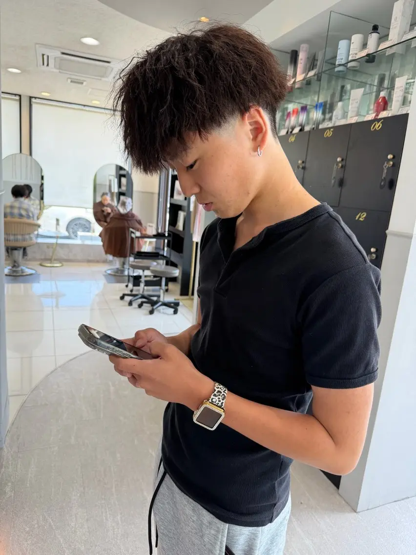 パーマ メンズ 畑 雄貴のヘアスタイル