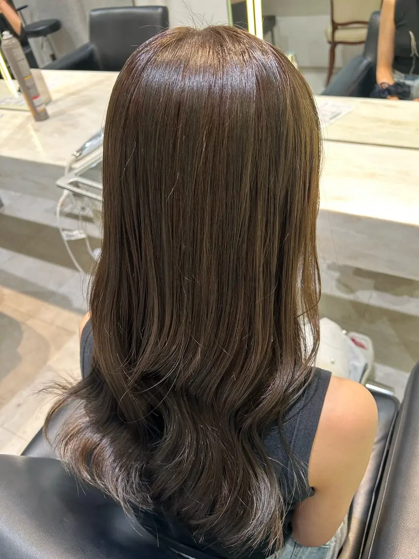 ロング カラー ベージュカラー オリーブベージュ ヘアカラー トリートメント 艶カラー🌸アレンジ 🌹Sally🕊️のその他イメージ