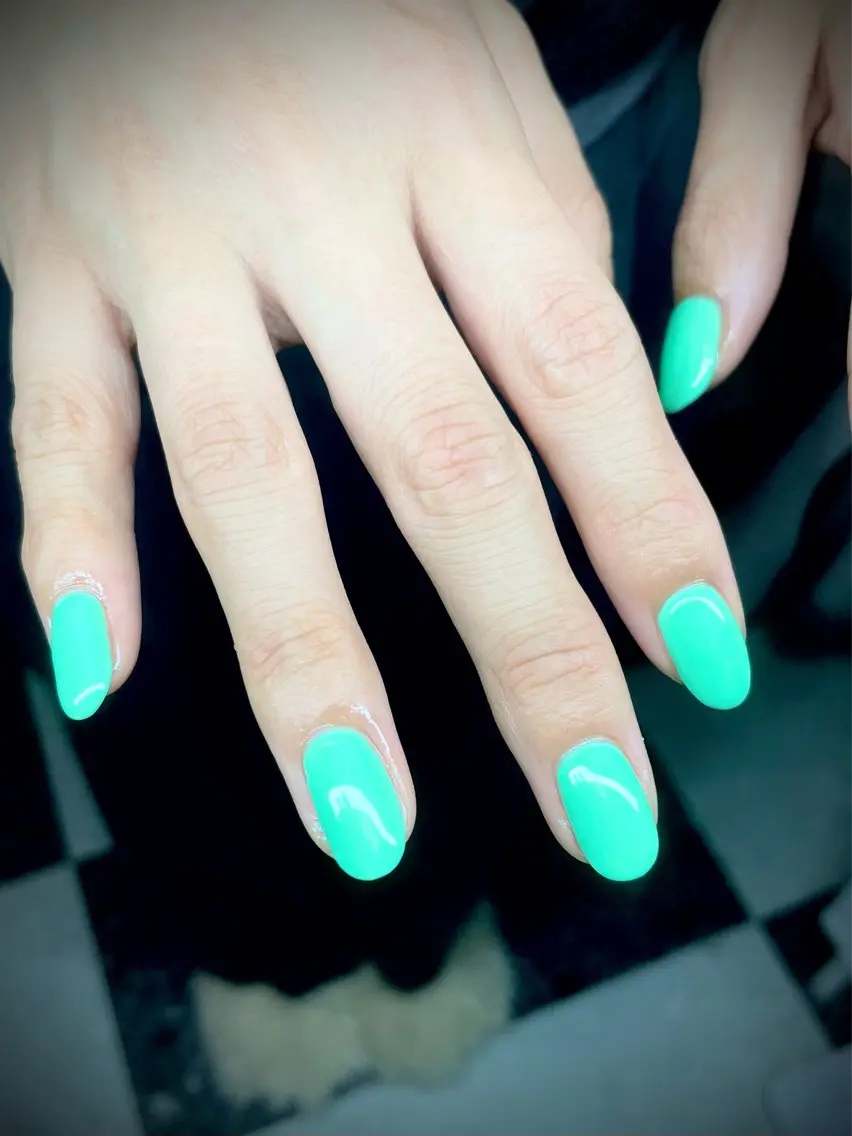 ネイル グリーン パステルネイル ハンドネイル posa nail モエミのネイルデザイン