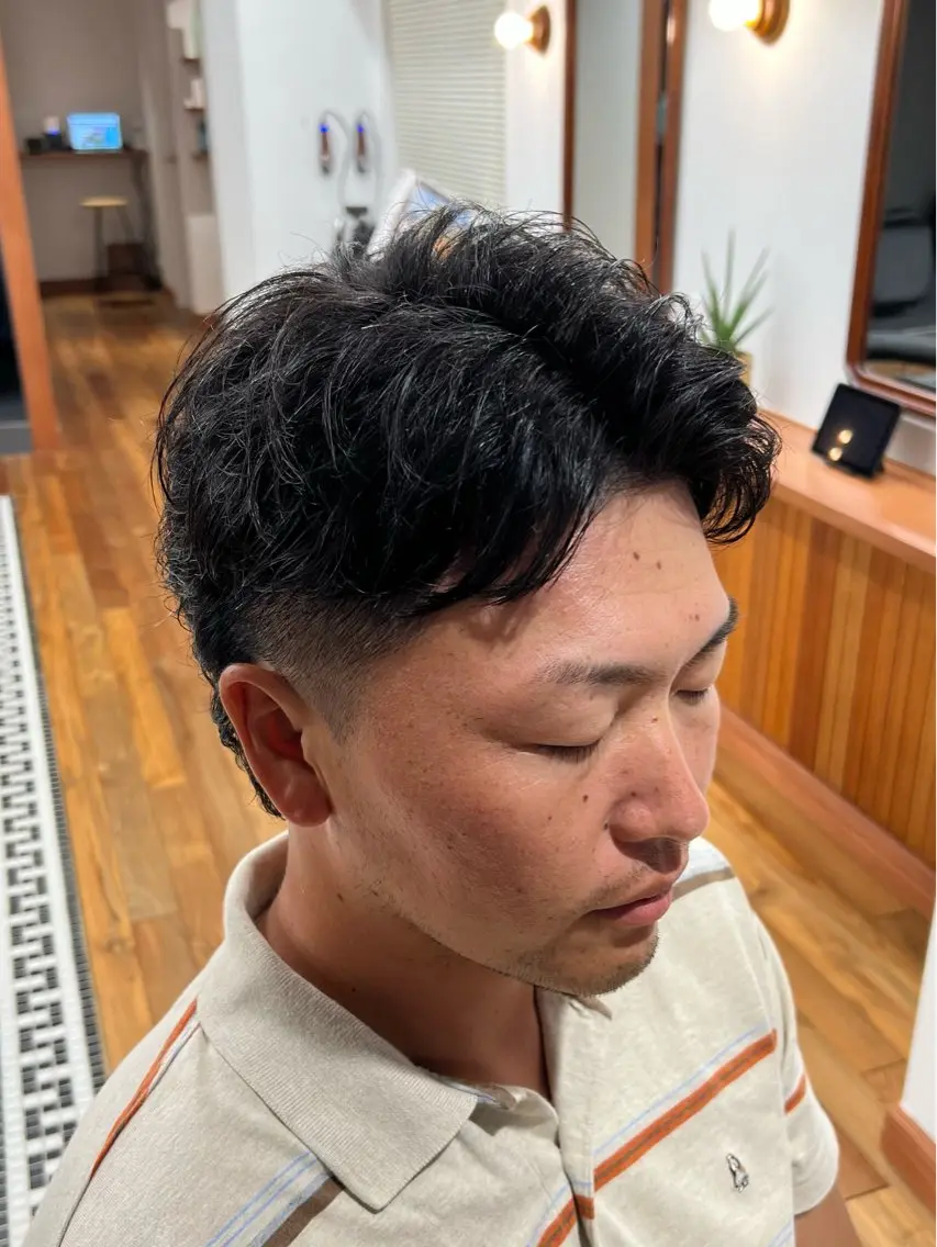 ショート メンズ カット メンズカット✂️ スキンフェード伊藤陸のヘアスタイル