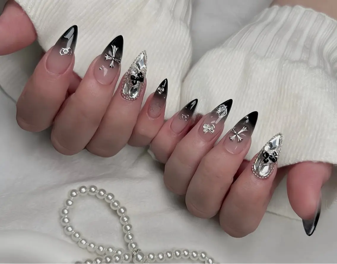 ネイル 韓国ネイル ニュアンスネイル シンプルネイル ワンホンネイル Nihonthy Nail 新宿のネイルデザイン