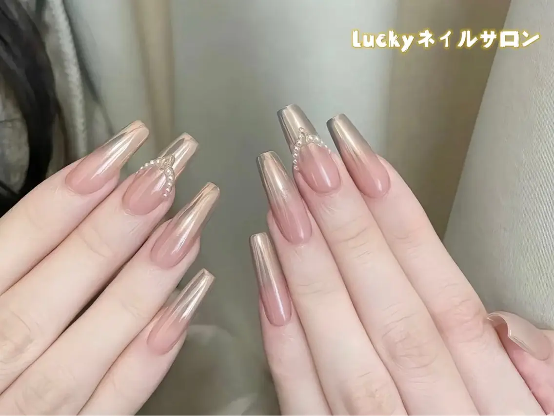 ネイル アートネイル チークネイル 長さ出し フットネイル ジェルネイル ハンドネイル ハンドケア ラッキーネイルサロン 西川口東口店のネイルデザイン