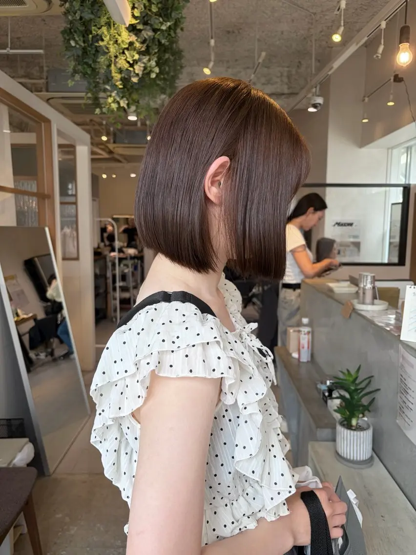 ショート ボブ カット ヘアカラー ようちゃん 色持ち艶カラーのヘアスタイル