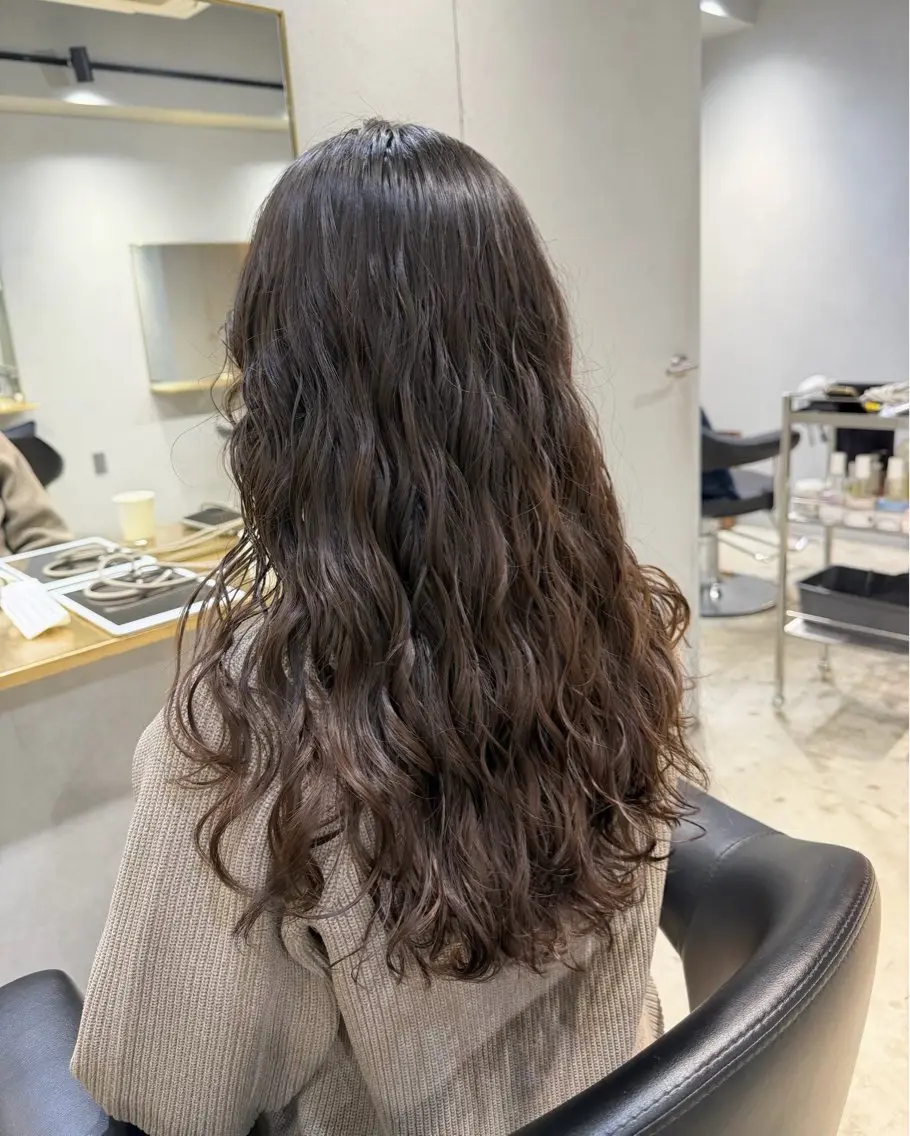 ロング パーマ ロング デジタルパーマ カット パーマ トリートメント 【表参道】Ruri デジタルパーマのヘアスタイル