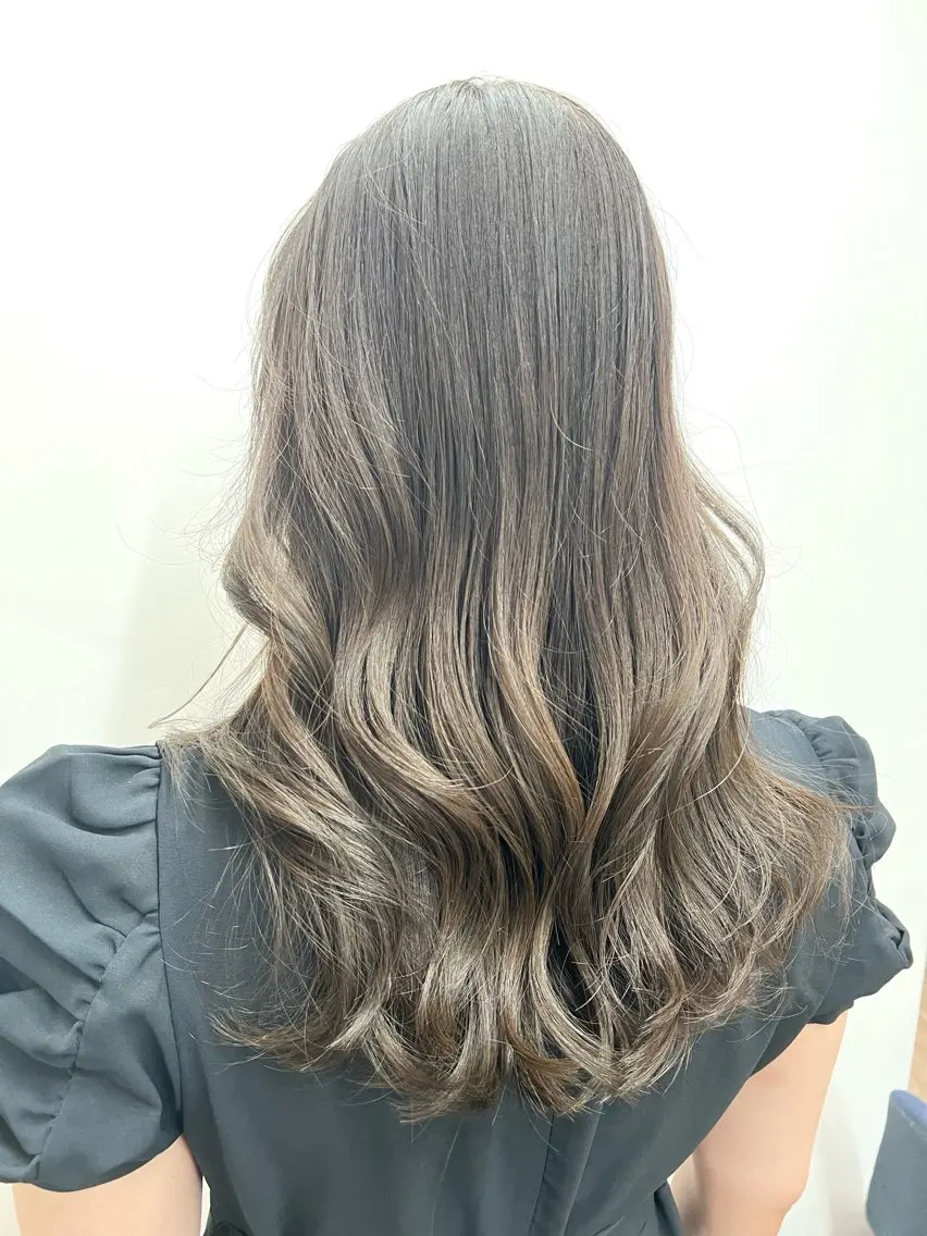セミロング カラー 透明感カラー ゆうだいのヘアスタイル