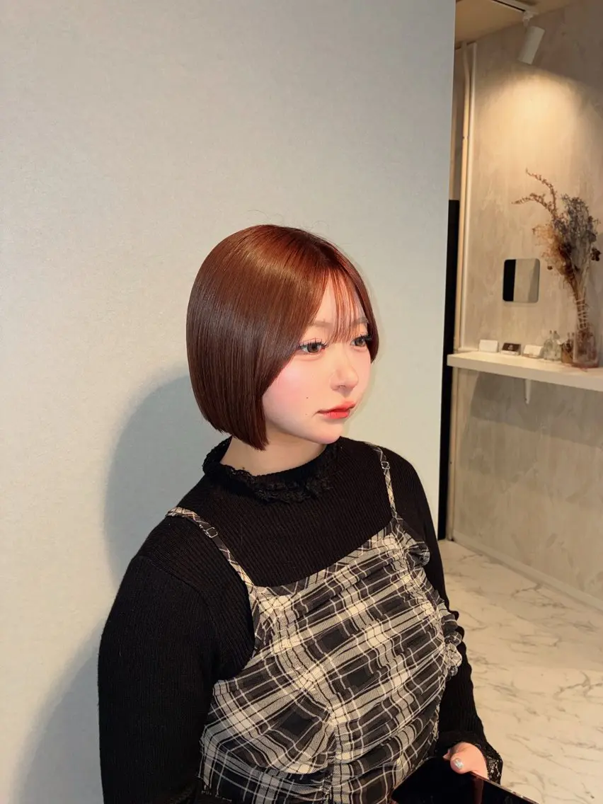 ミディアム カラー ブリーチ ブラウンカラー ピンクカラー ピンクブラウン ボブ ハナダ メイのヘアスタイル