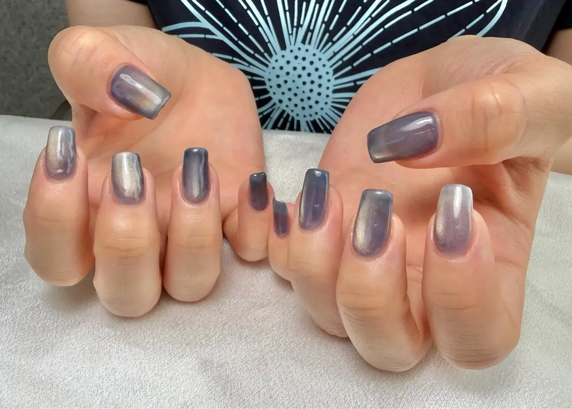 ネイル マグネットネイル ネイビー ハンドネイル BONNIE NAILのネイルデザイン
