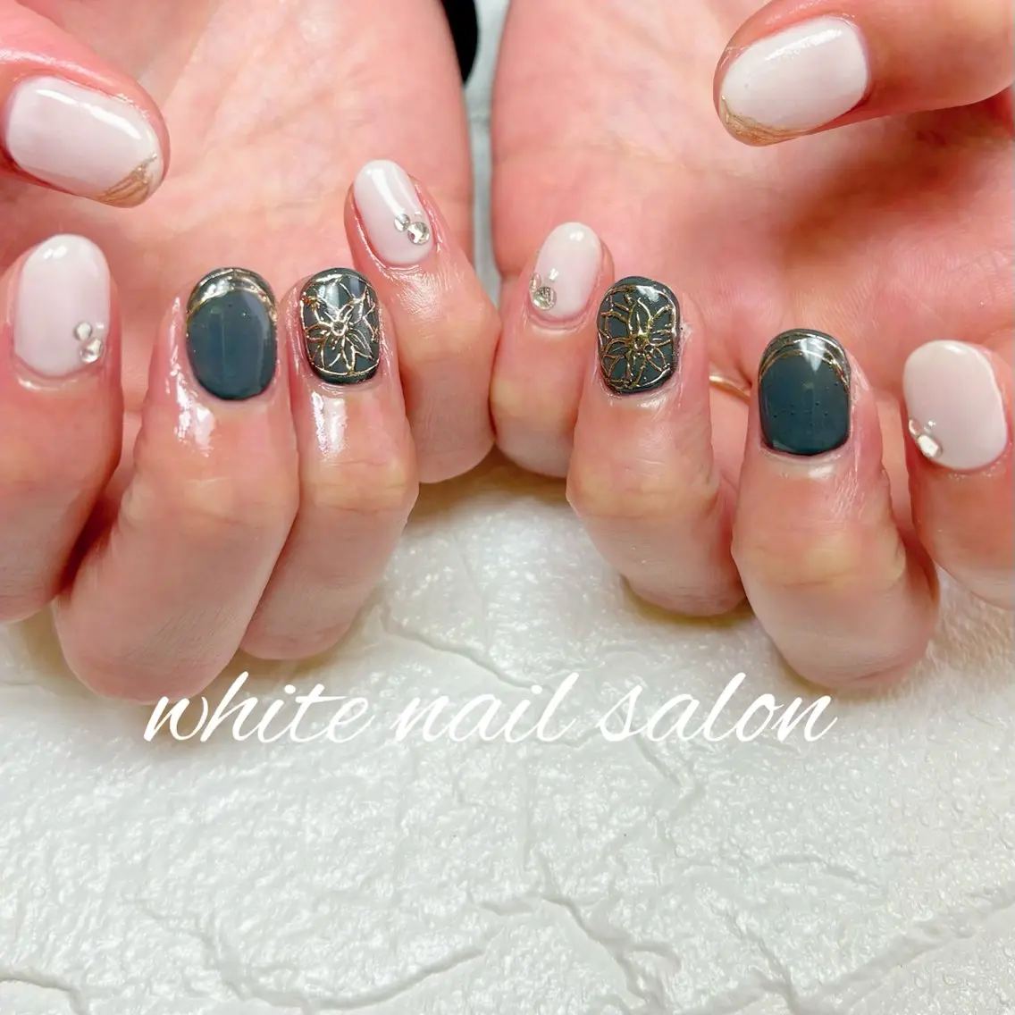 ネイル ホワイト ハンドネイル white nail salonのネイルデザイン