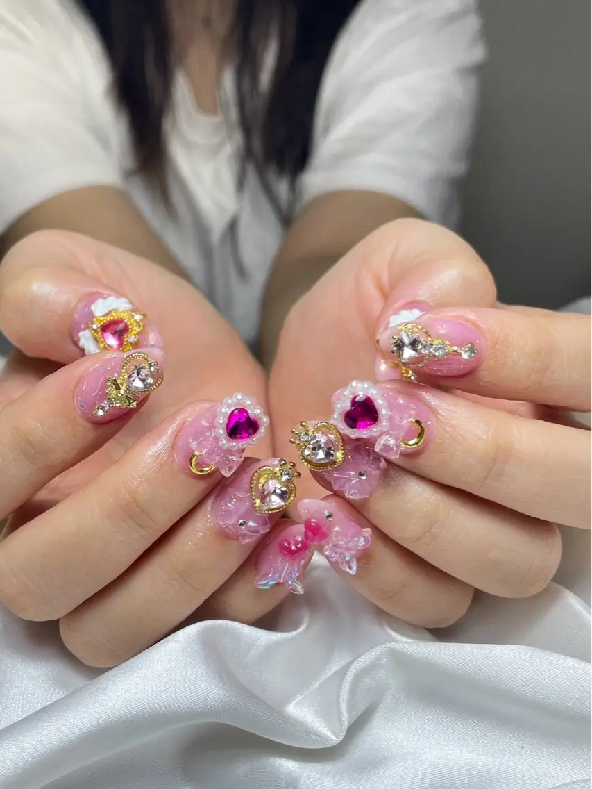 ネイル チークネイル 長さ出し フットネイル ジェルネイル 卒業式 𝓐𝓷𝓻𝓲 XiinhNailのネイルデザイン