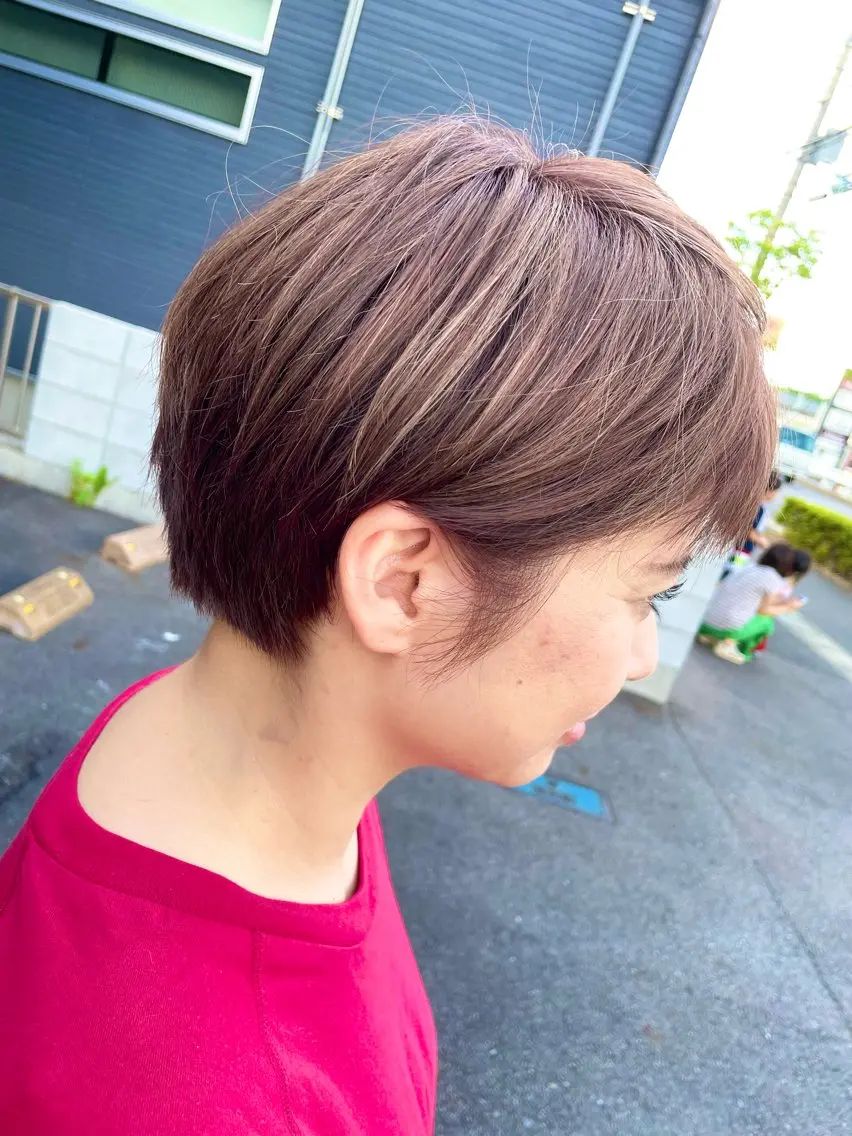 ショート カラー JowA✂︎ 目片夏実のヘアスタイル