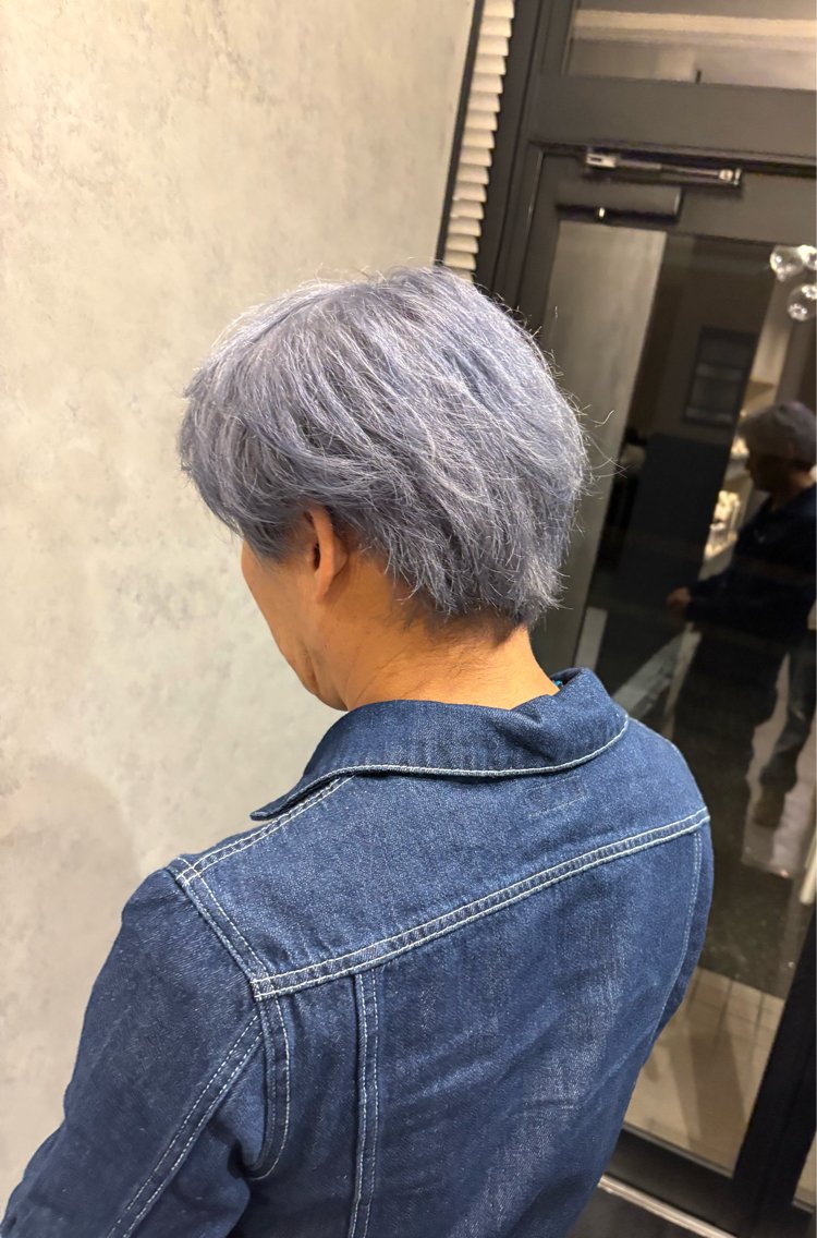 カラー メンズ ヘアカラー ハイトーン・ブリーチ 🎃Shiryuのヘアスタイル