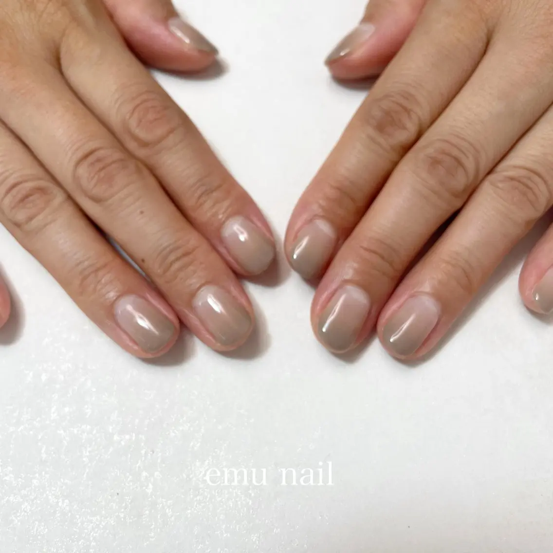 ネイル グラデーション emu nail shionのネイルデザイン