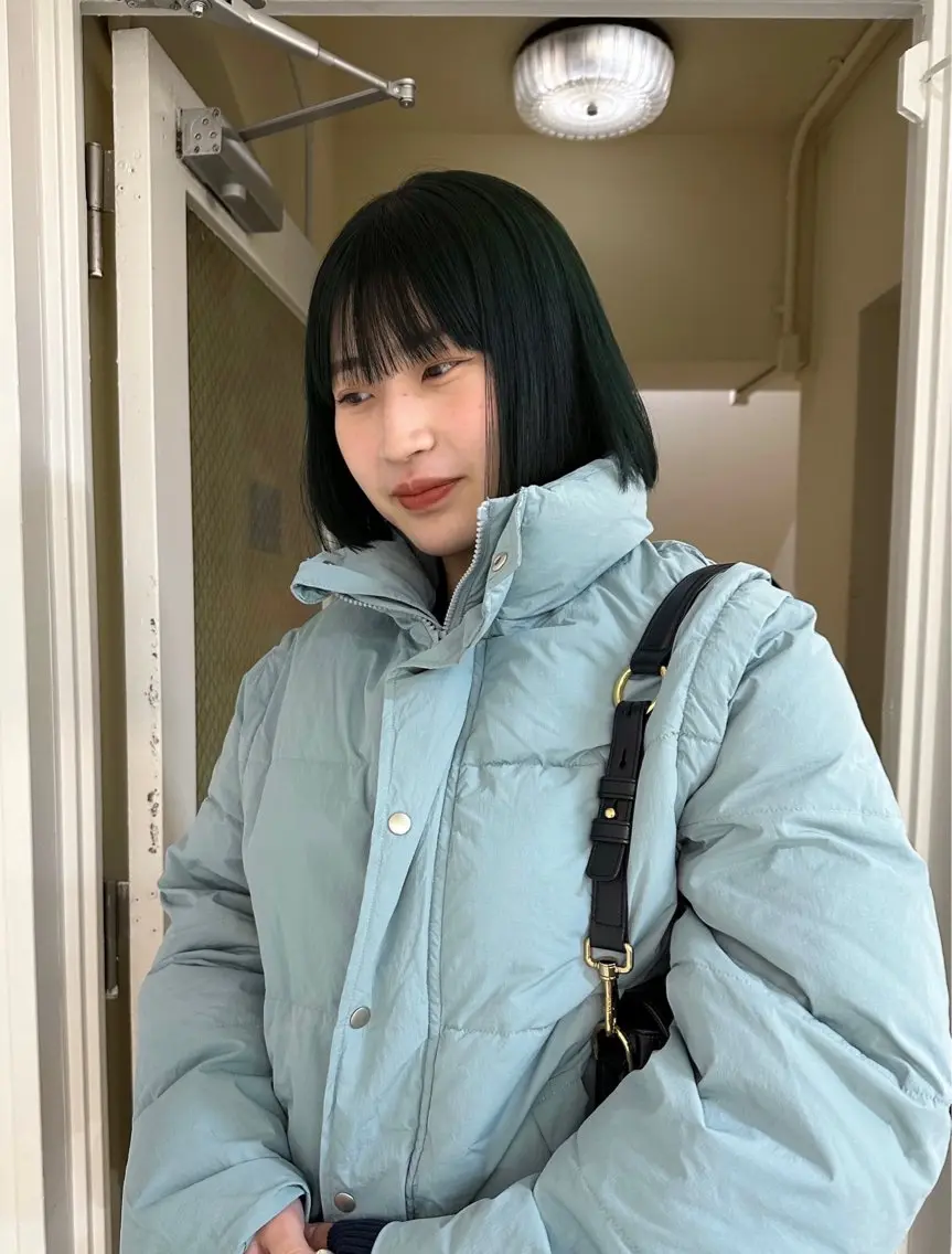 ショート カラー ブリーチ 竹中 彩音のヘアスタイル