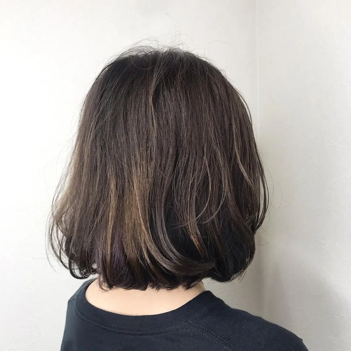 ショート カラー ラベンダーカラー ラベンダーグレー ボブ カット 柴田 祐輔のヘアスタイル
