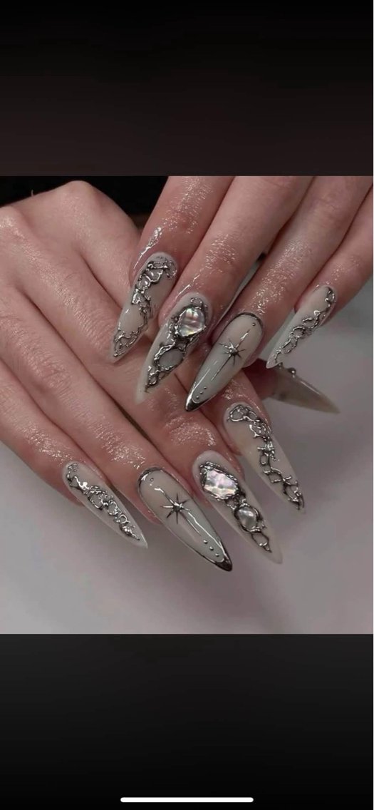 ネイル 長さ出し EMI NAILSのネイルデザイン