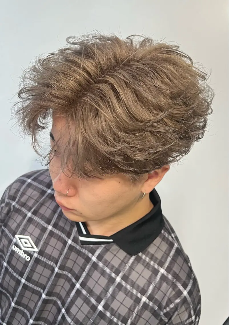 ショート カラー メンズ ショートヘア 湖城 恵吾のヘアスタイル