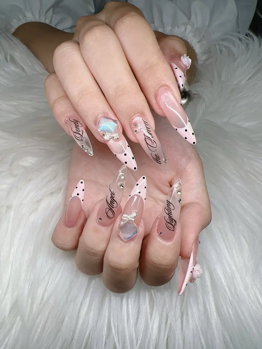 ネイル ハンドネイル Lee Nails チップ長さだし専門店のネイルデザイン