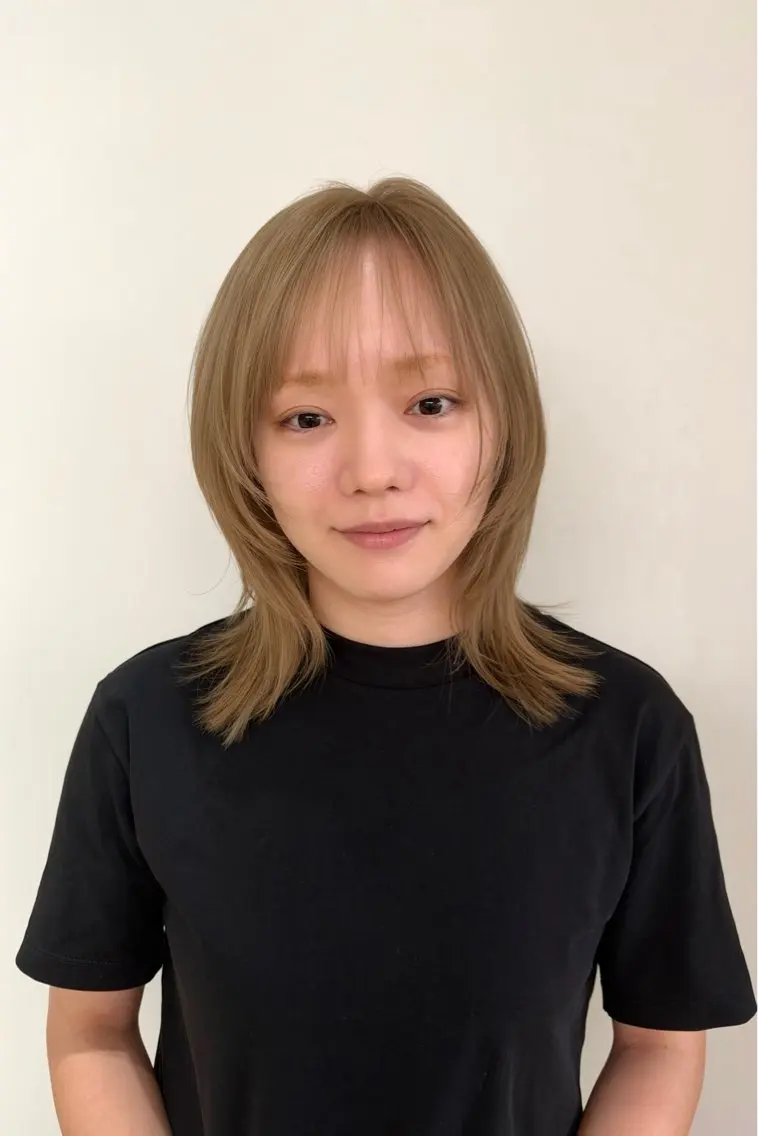ミディアム カラー ヘアカラー トリートメント Kasumi | くすみブラウン×渋谷のヘアスタイル