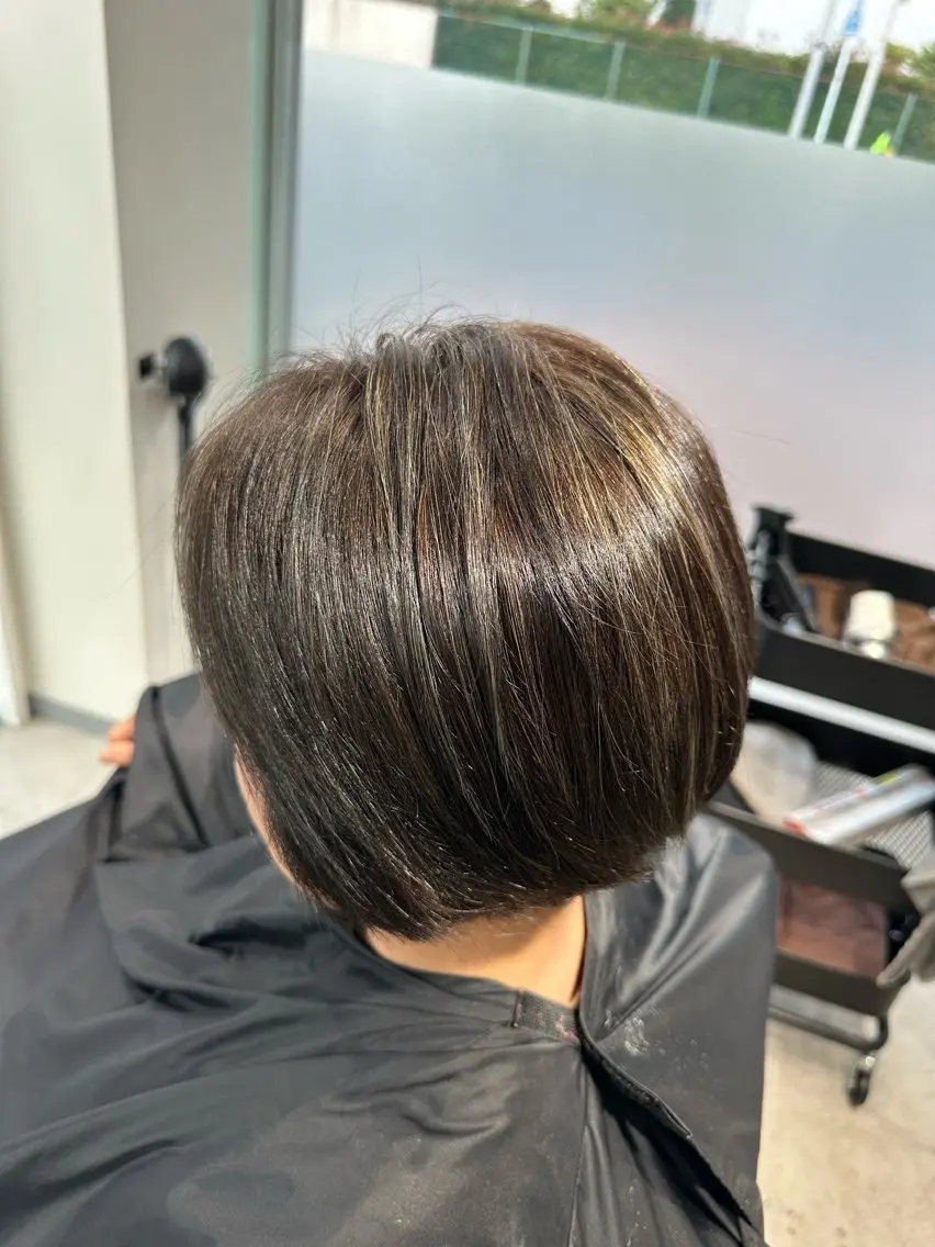 ショート カラー 脱白髪染め❕白髪 ぼかし特化🌟ヨコタのヘアスタイル