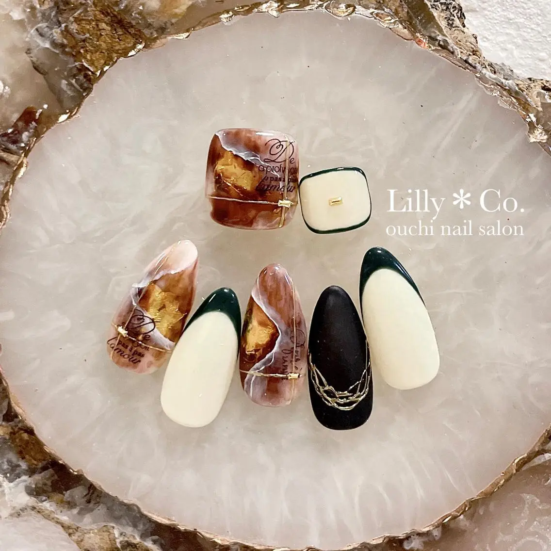 ネイル ハンドネイル ハンドケア Lilly Co.のネイルデザイン