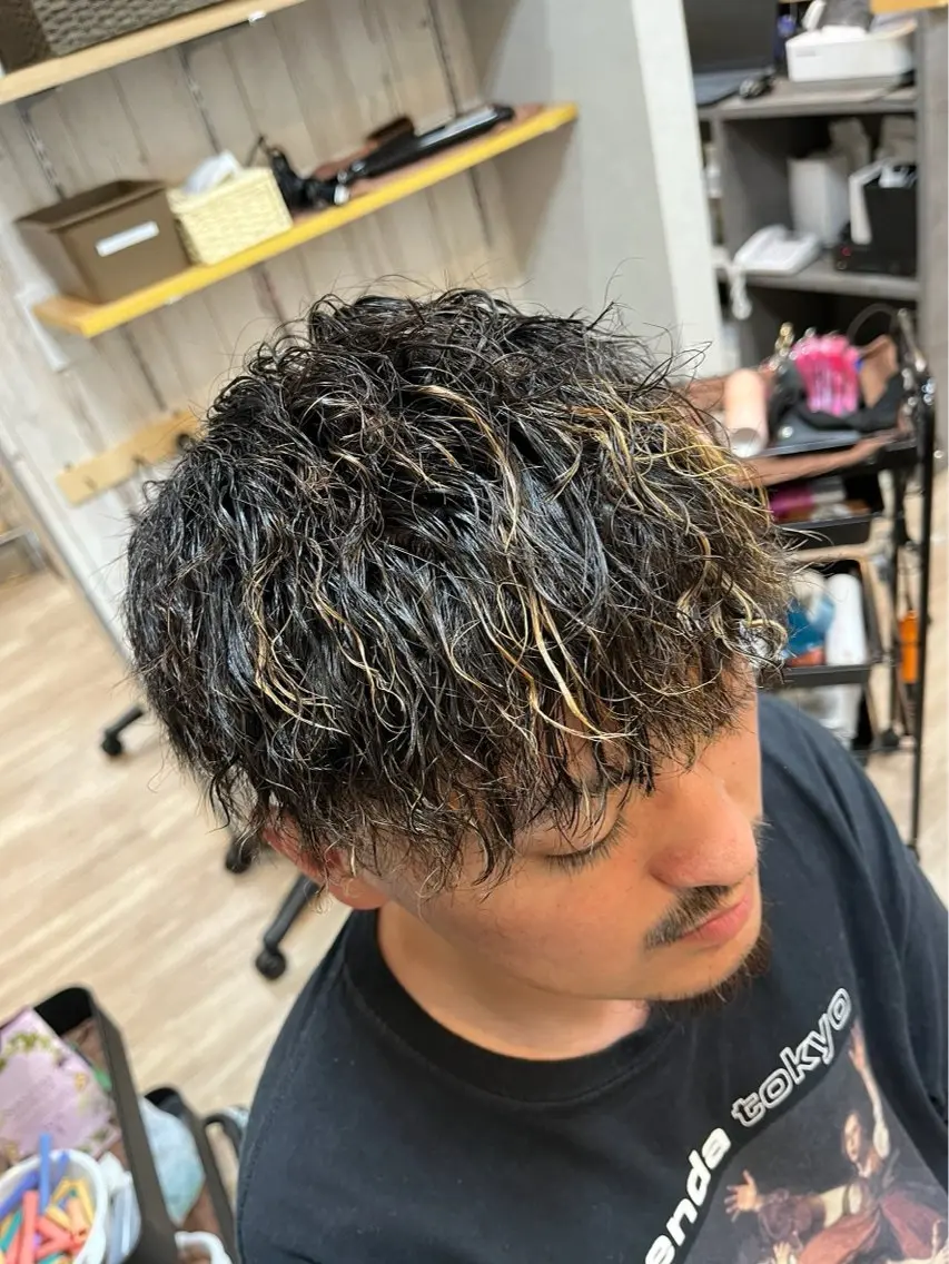 メンズカット+パーマorツイストorスパイラル【こちら🖤練習モデル様🖤になりますのでご理解の上ご予約ください】の写真
