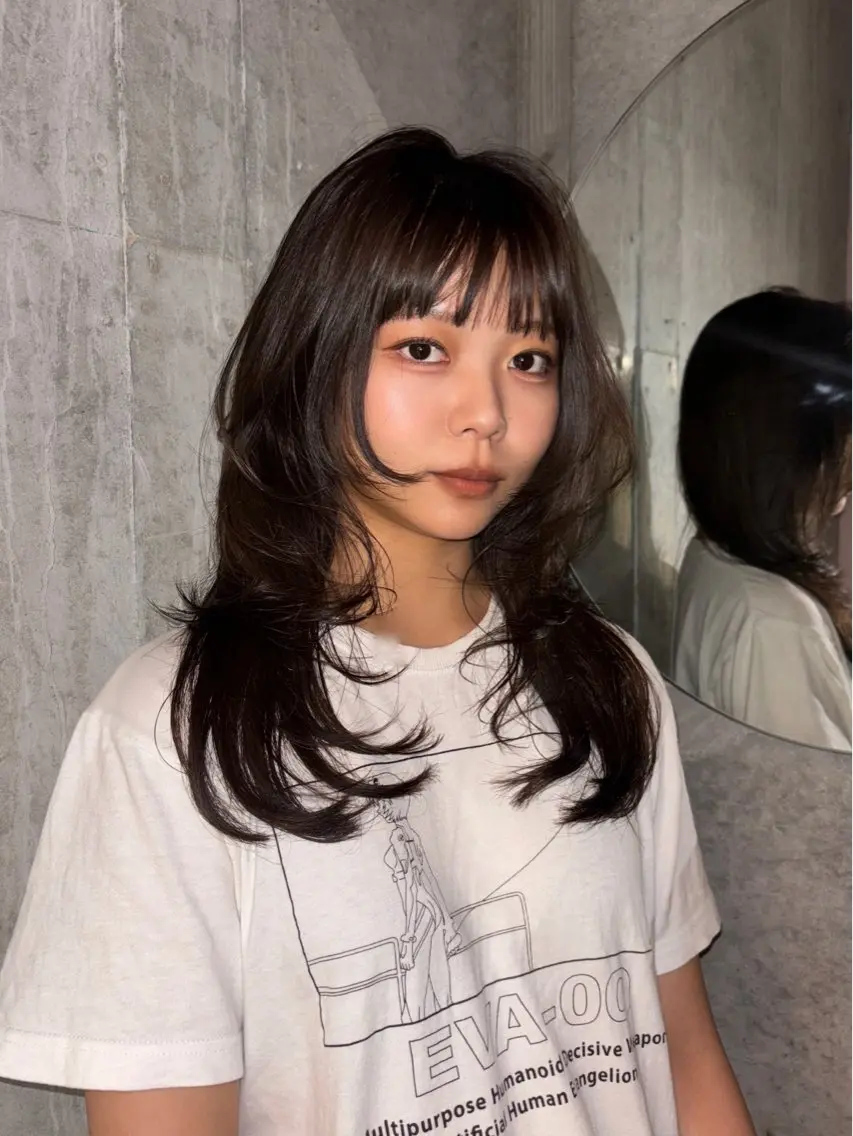 ミディアム 中川 舞依のヘアスタイル